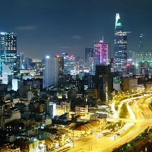 Spacious Saigon - Infinity Pool In Rivergate Apartment