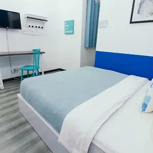 3* מלון דירות Chill Box
